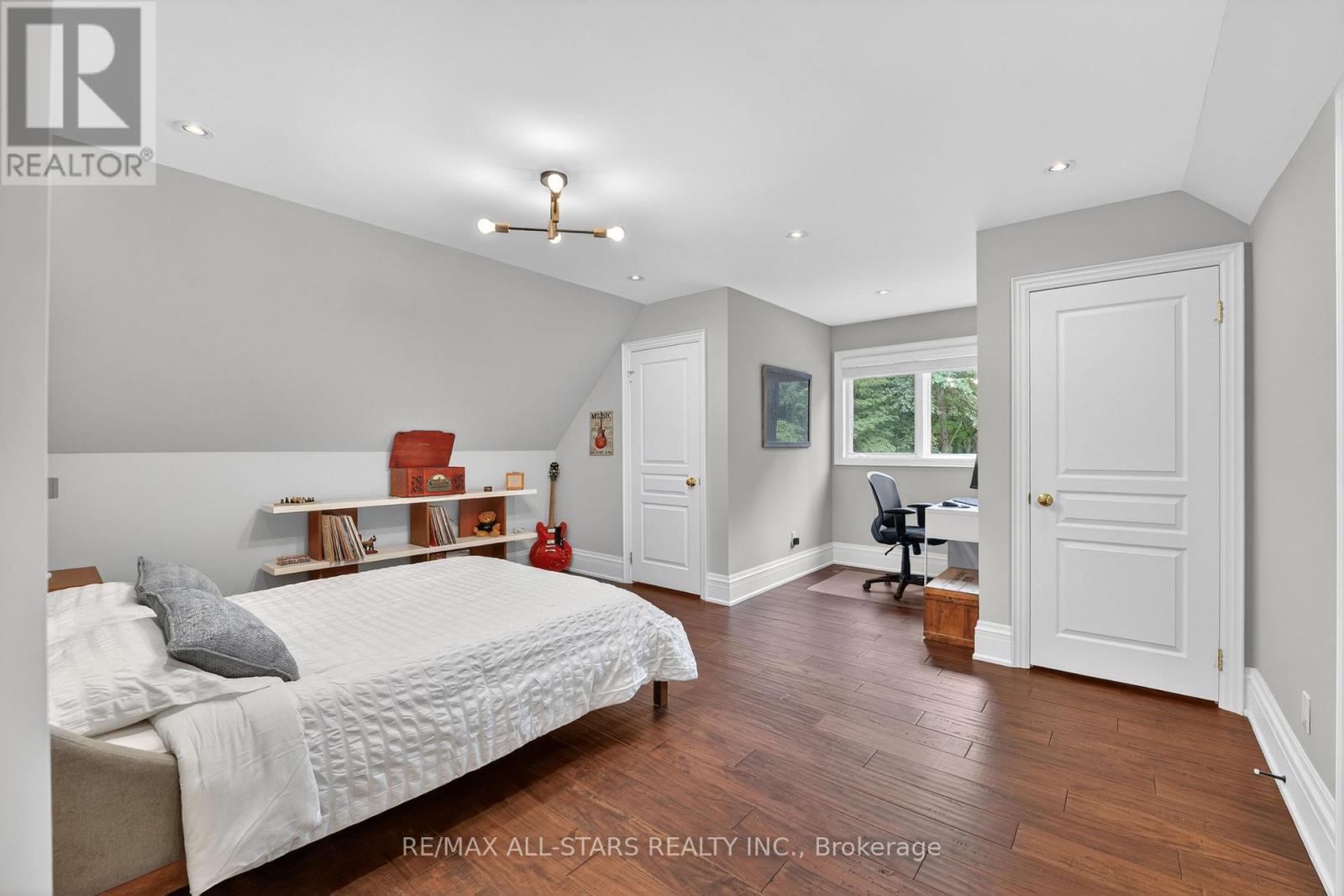 3 Bridgewater Drive Property Photo 37