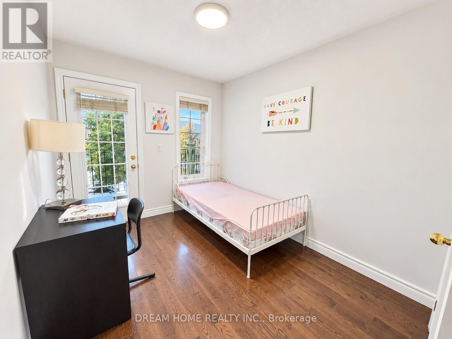 19 Rustic Avenue Property Photo 10