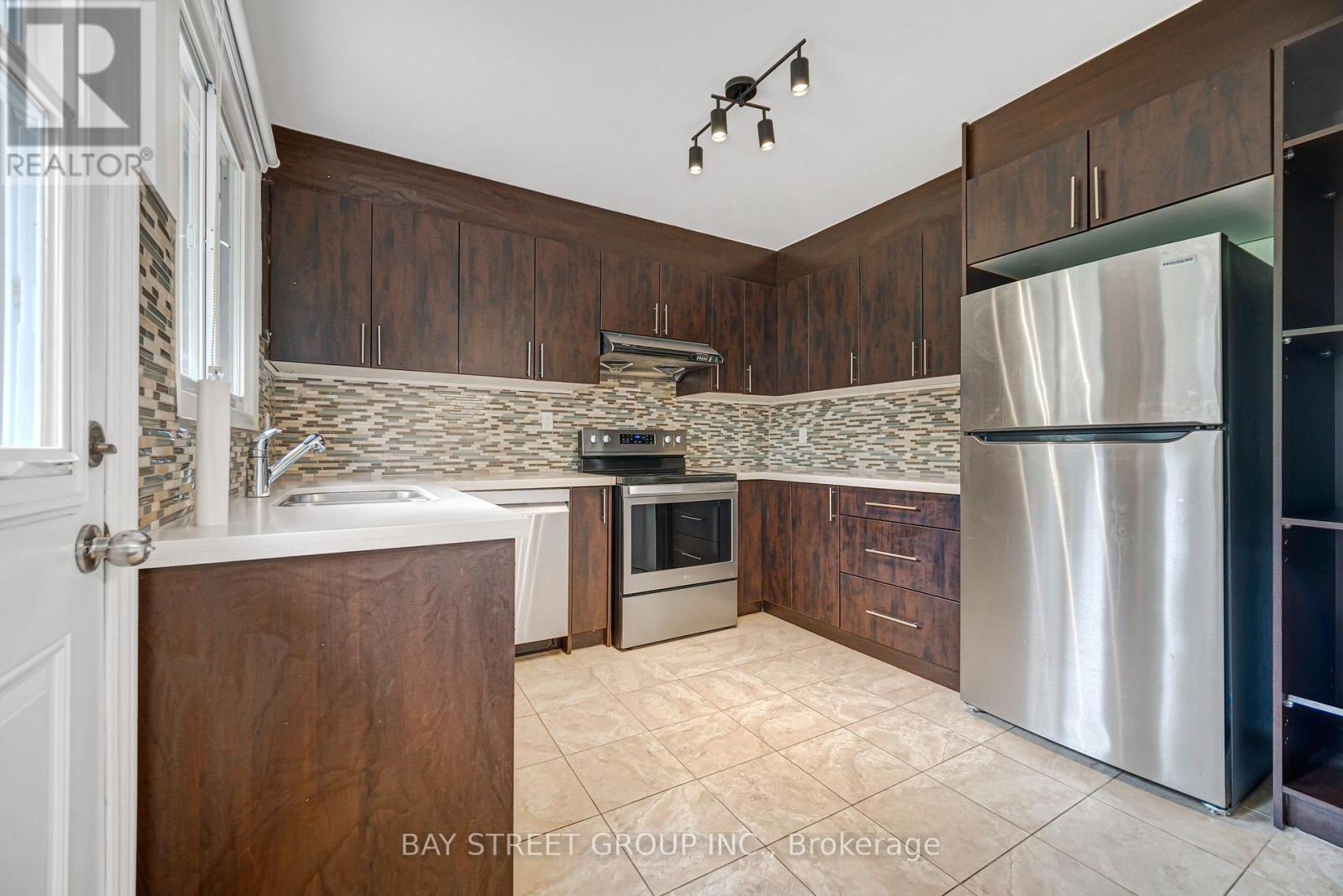 35 Kemano Road Property Photo 10