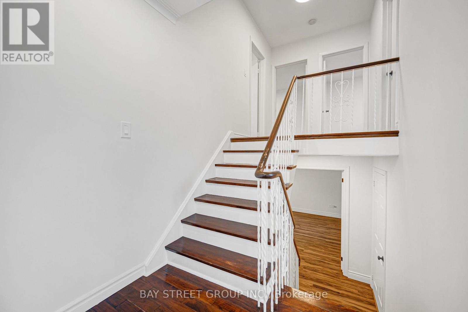 35 Kemano Road Property Photo 22
