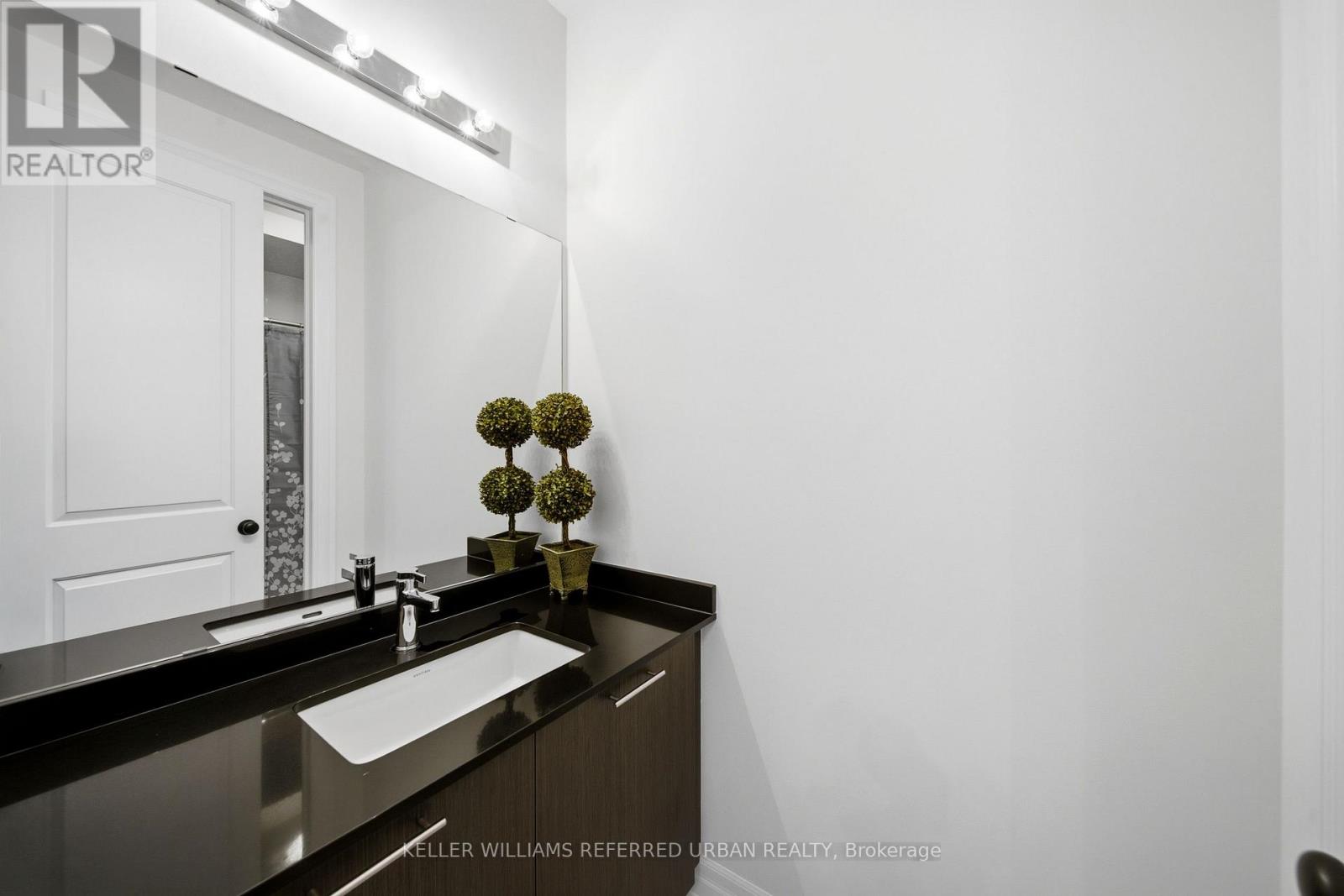 30 Mumberson Street Property Photo 36