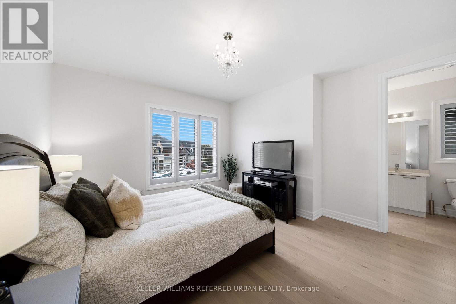 30 Mumberson Street Property Photo 40