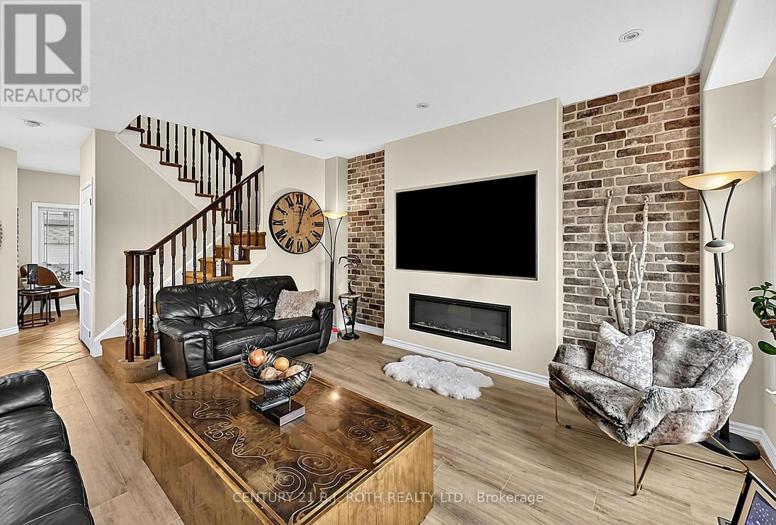 118 Mike Hart Drive Property Photo 8