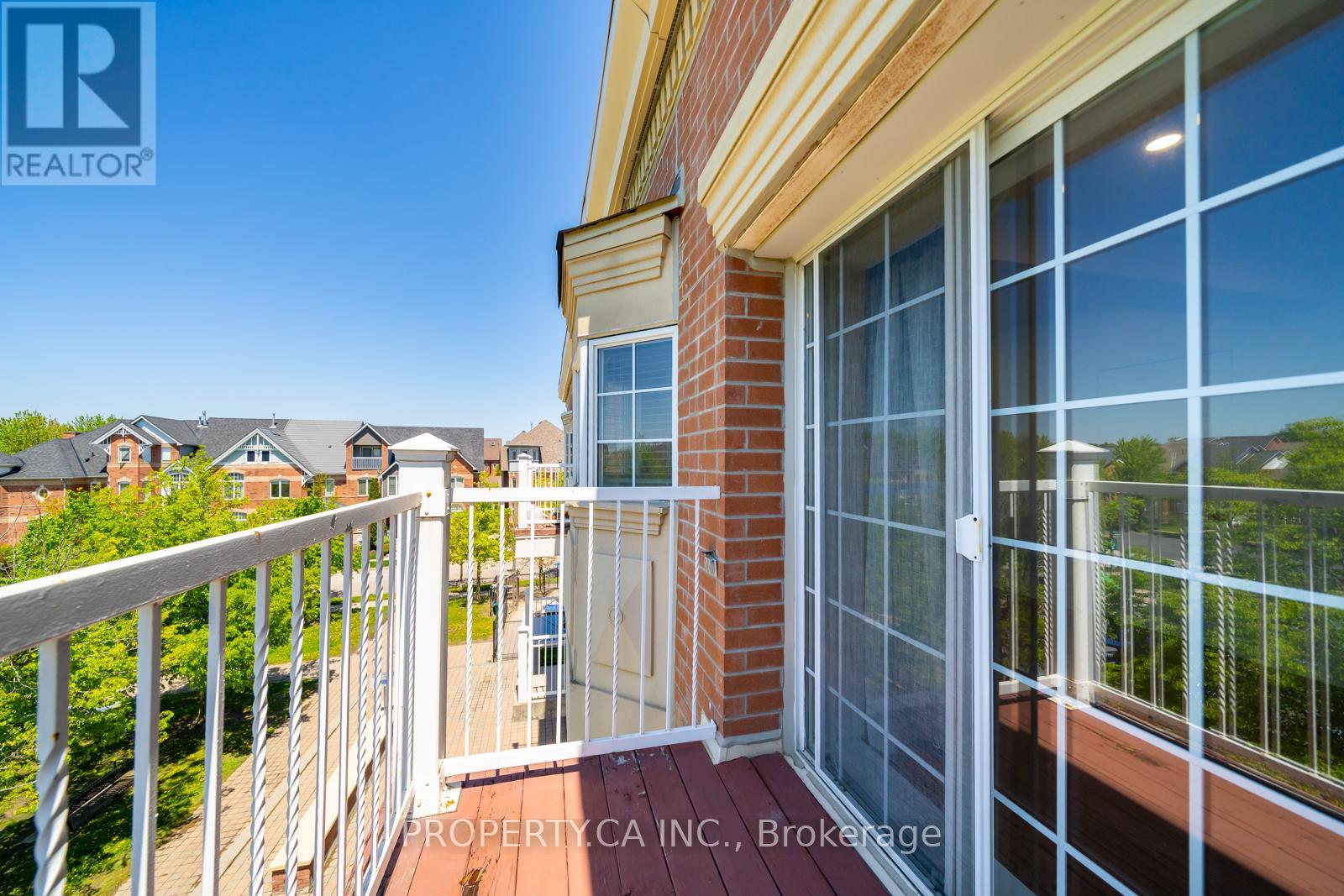 A206 - 15 Cornell Meadows Avenue Property Photo 35