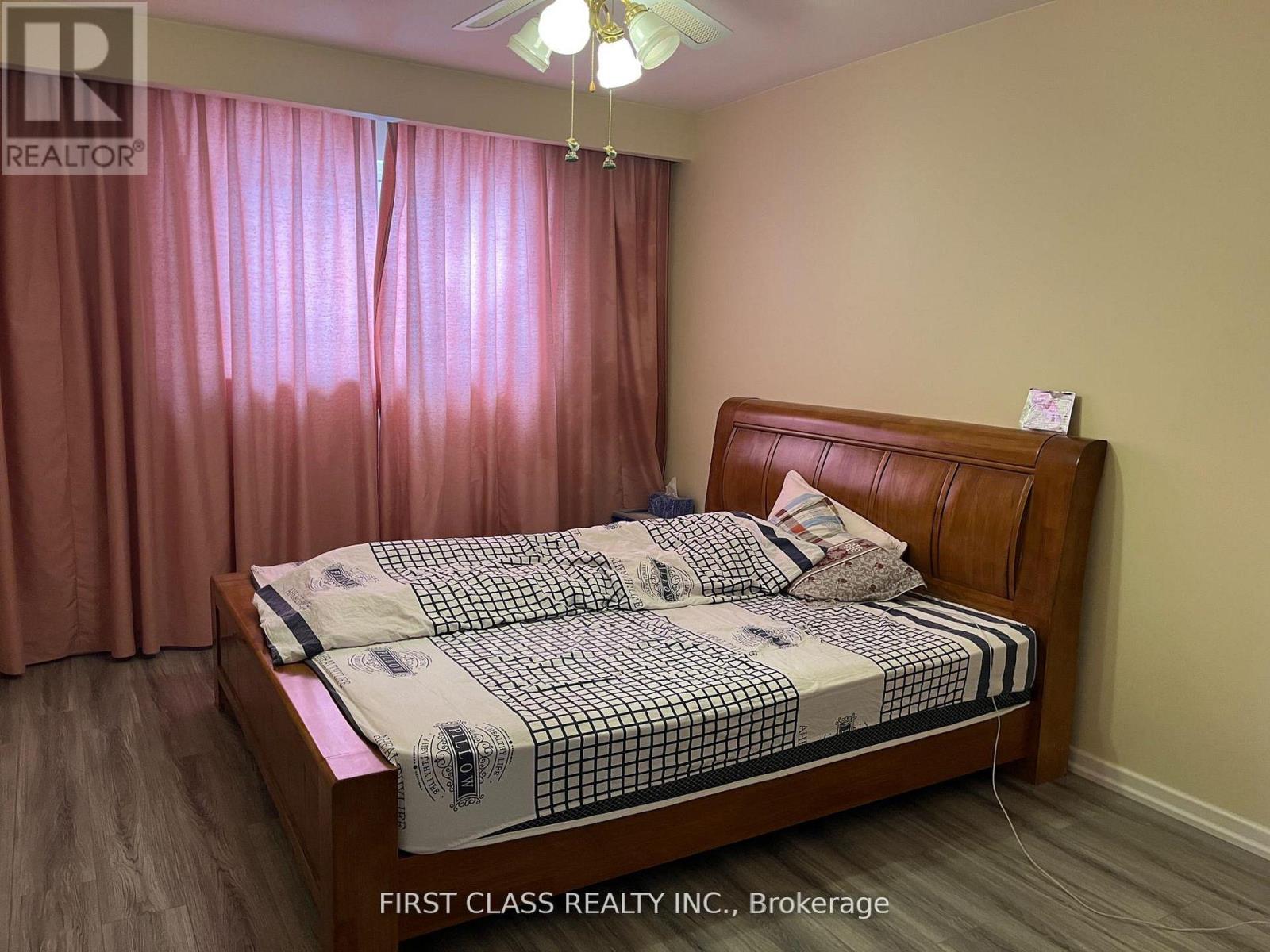 14 Pringle Avenue Property Photo 7