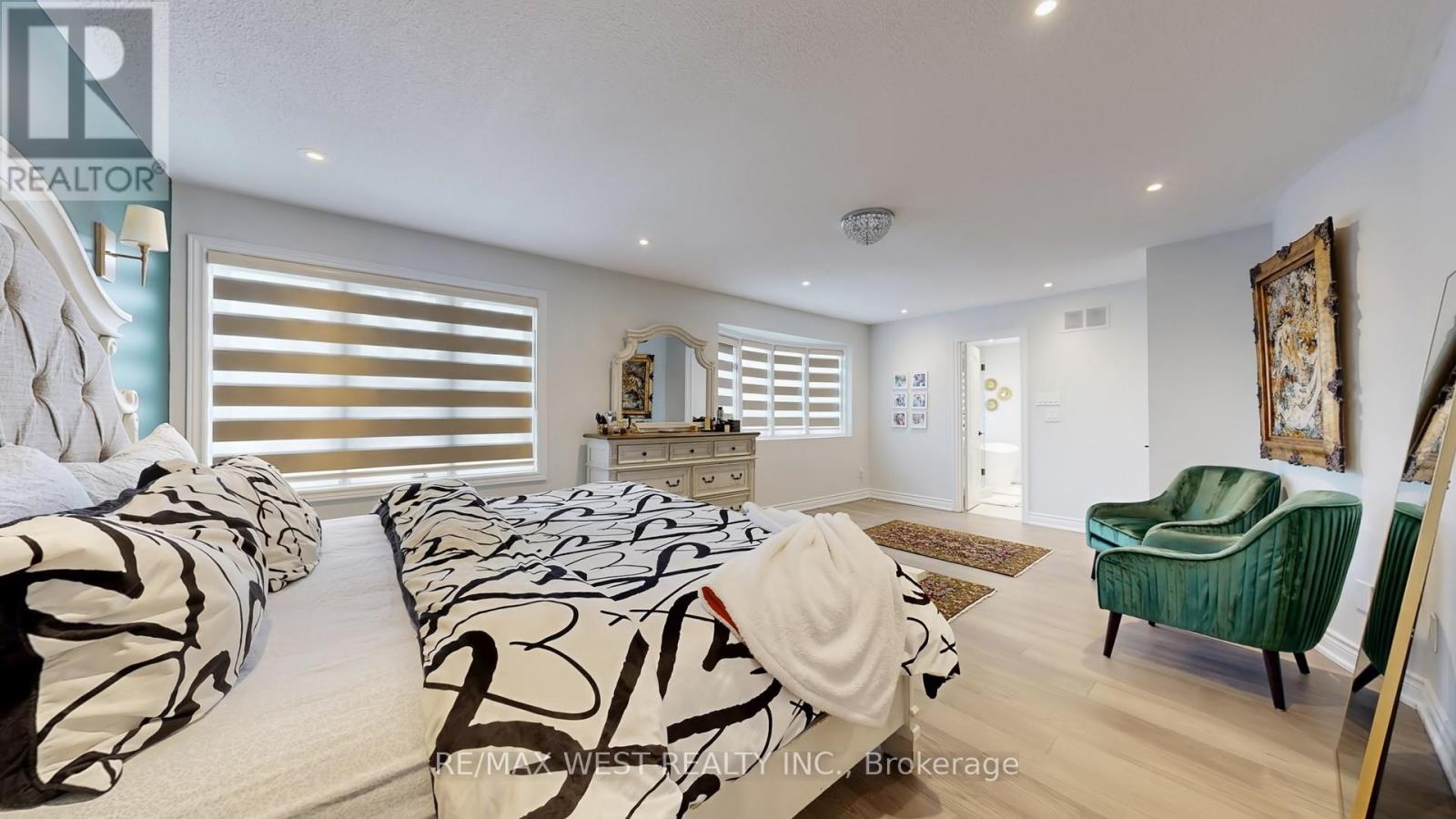 31 Mulholland Drive Property Photo 28