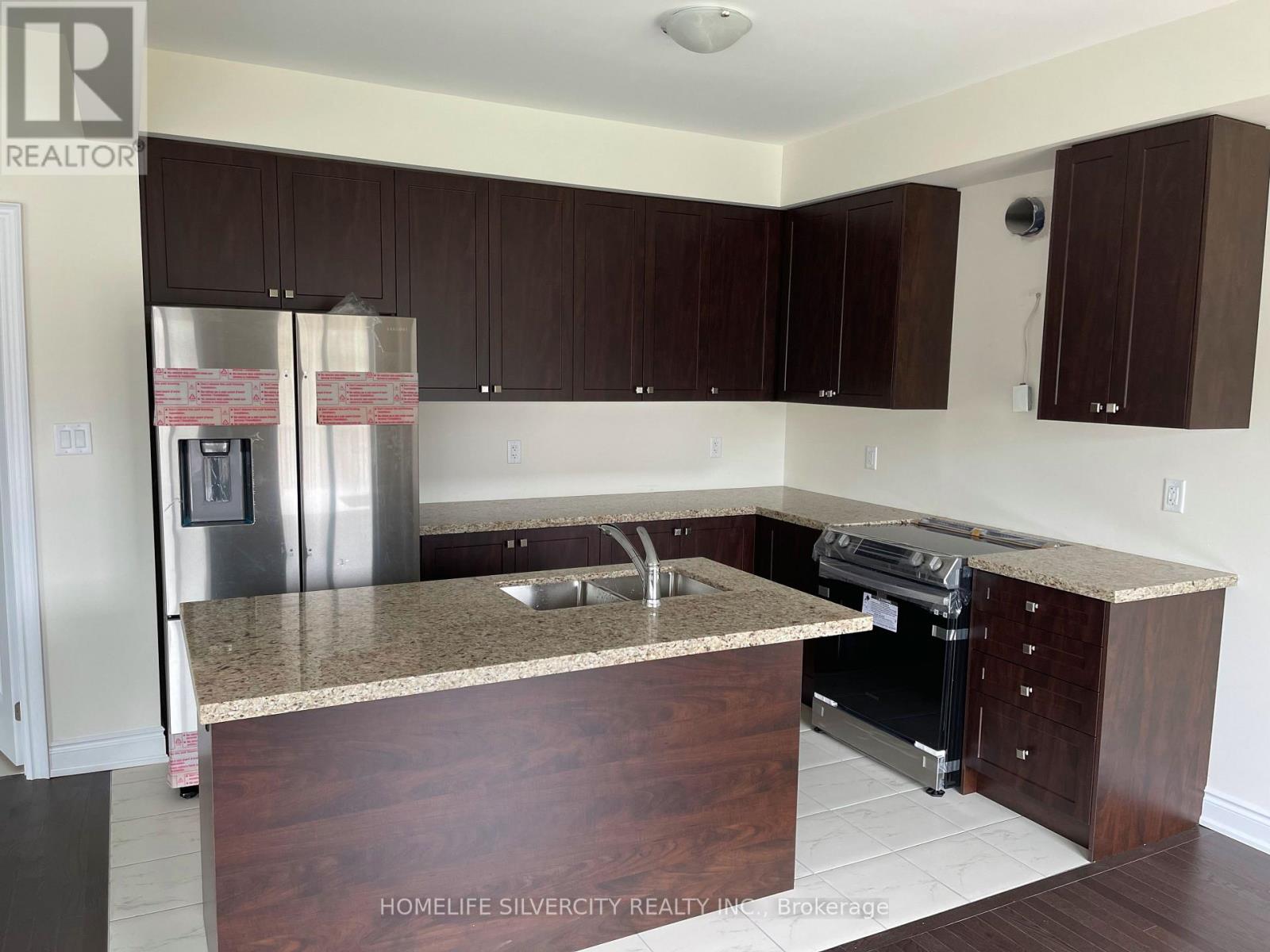 138 Kennedy Boulevard Property Photo 2