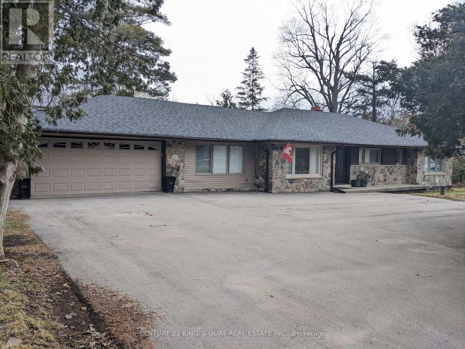 9779 Warden Avenue Property Photo 2