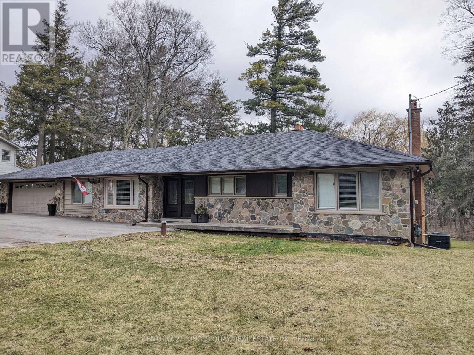 9779 Warden Avenue Property Photo 3