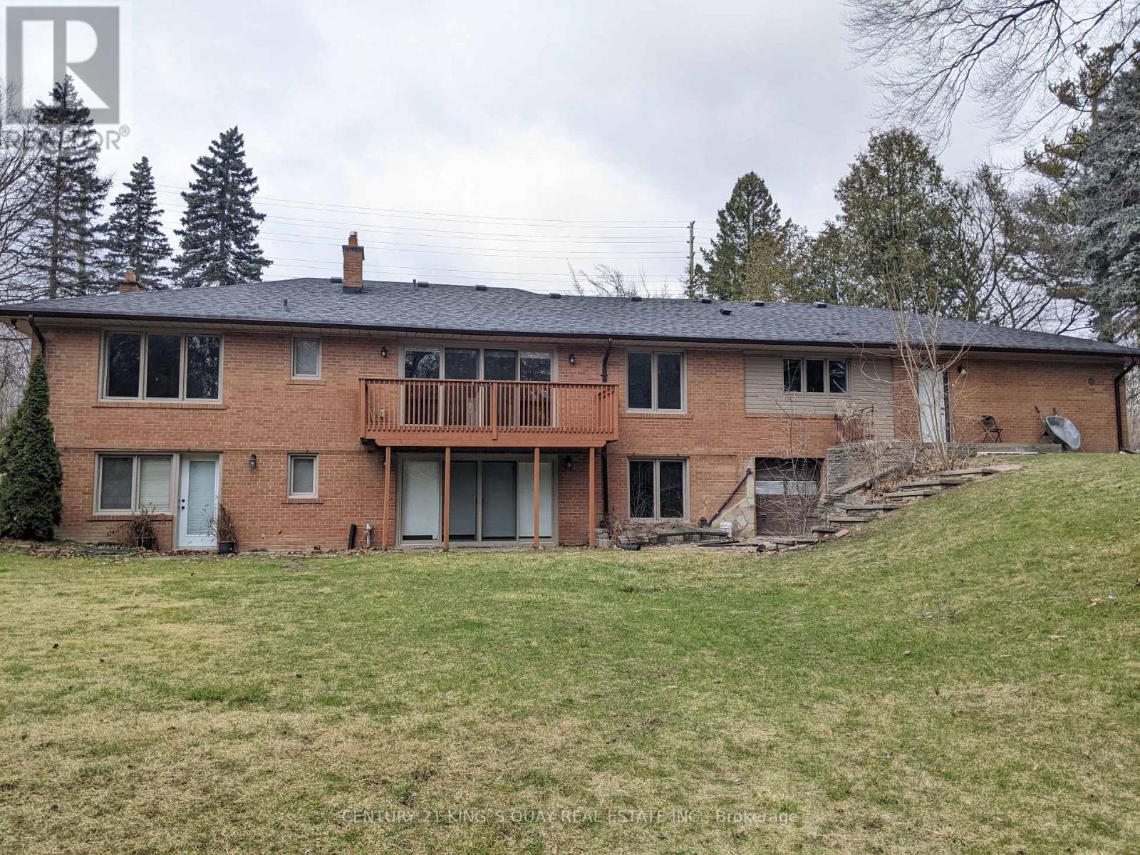 9779 Warden Avenue Property Photo 4
