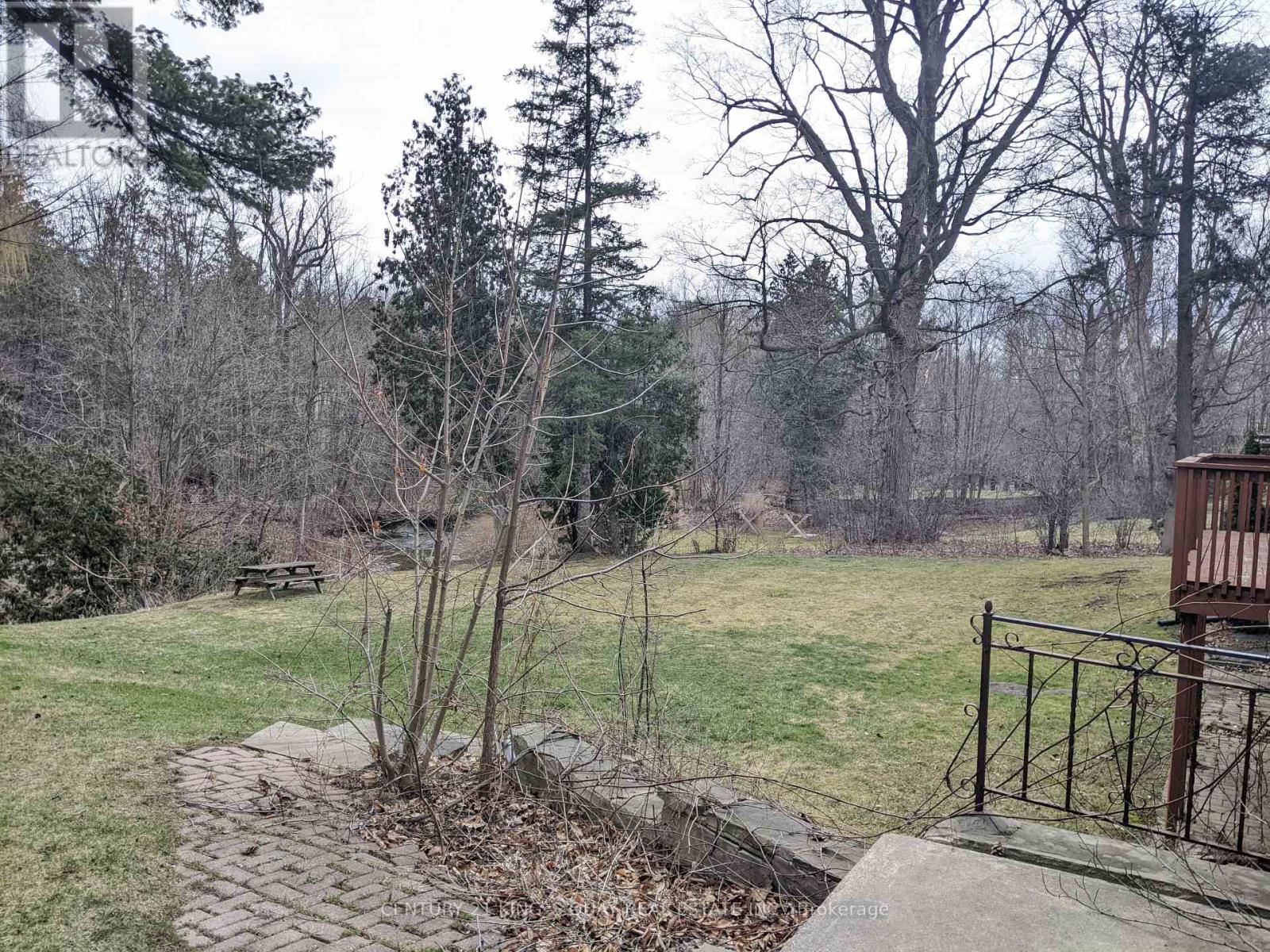 9779 Warden Avenue Property Photo 7