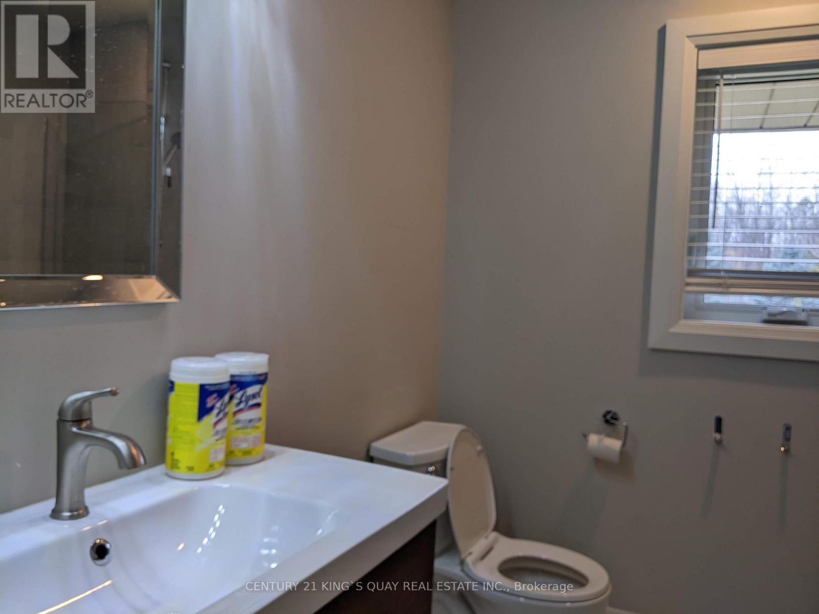 9779 Warden Avenue Property Photo 18