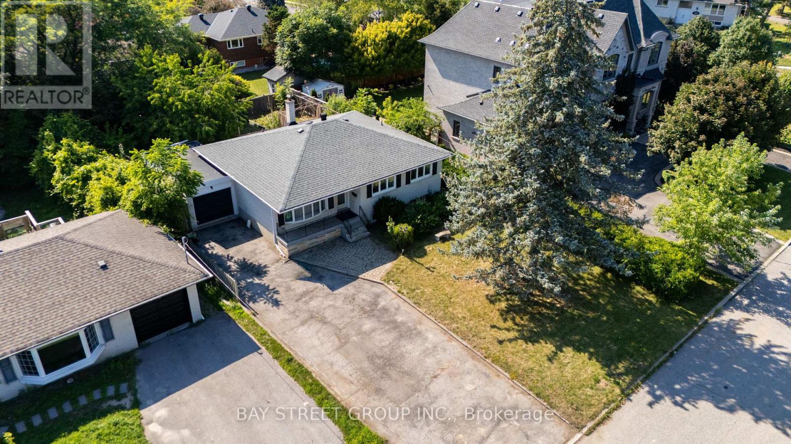 32 Alanadale Avenue Property Photo 2