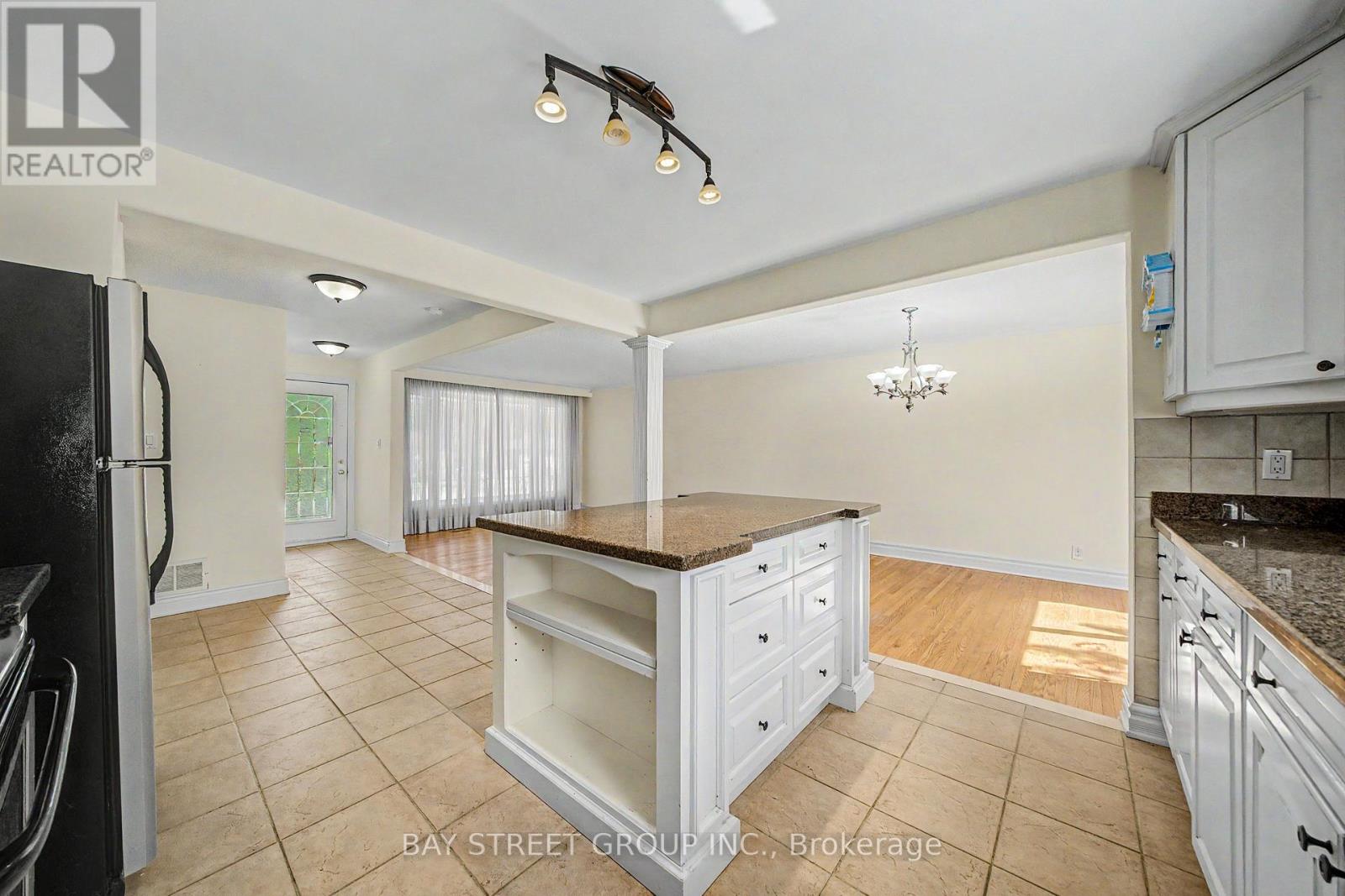 32 Alanadale Avenue Property Photo 5