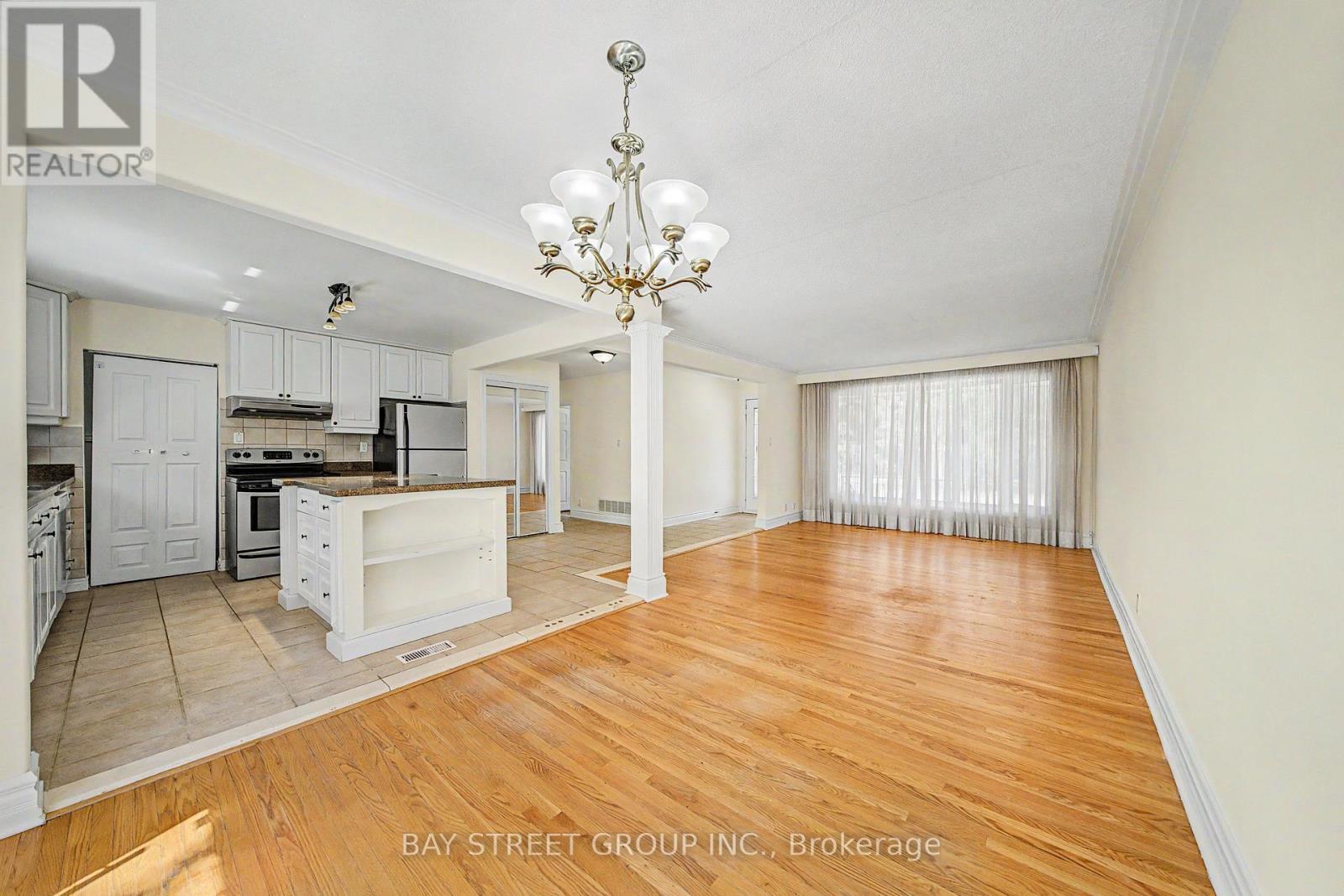 32 Alanadale Avenue Property Photo 9