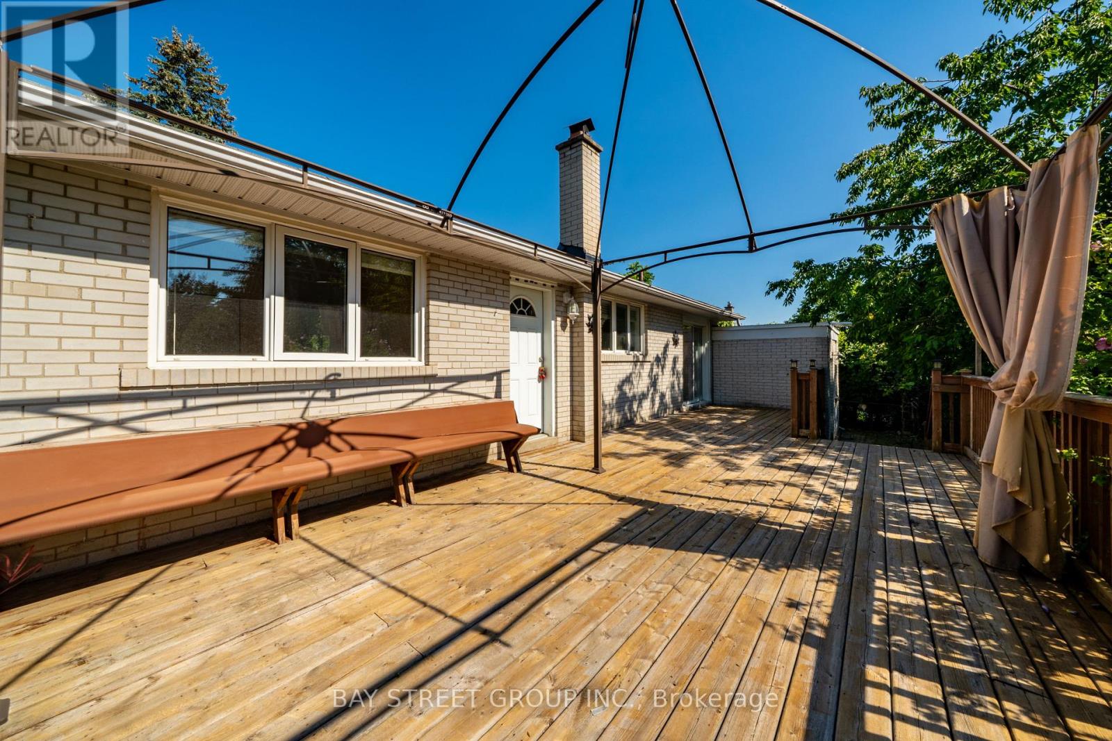 32 Alanadale Avenue Property Photo 24