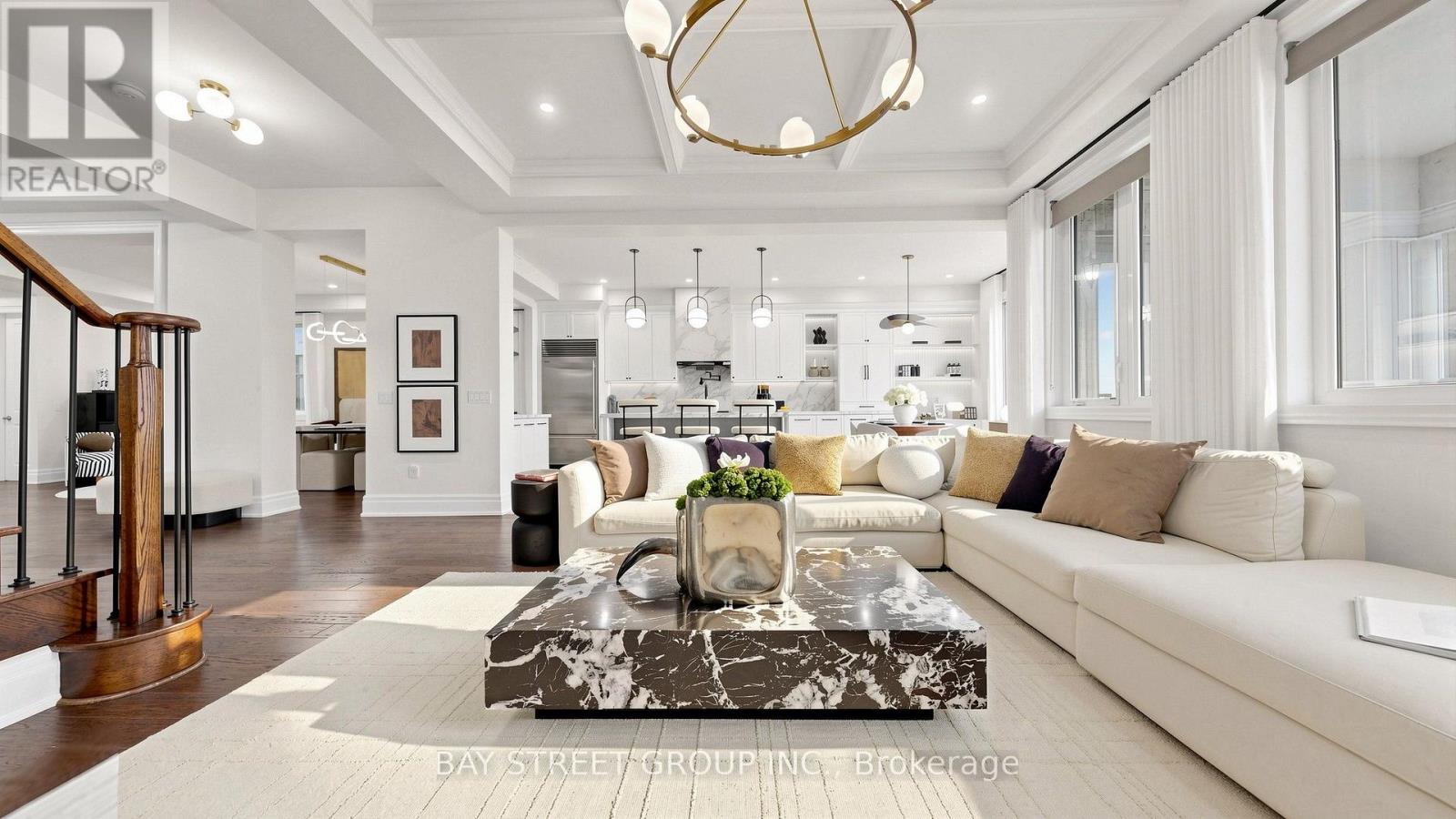 40 Shining Willow Court Property Photo 11