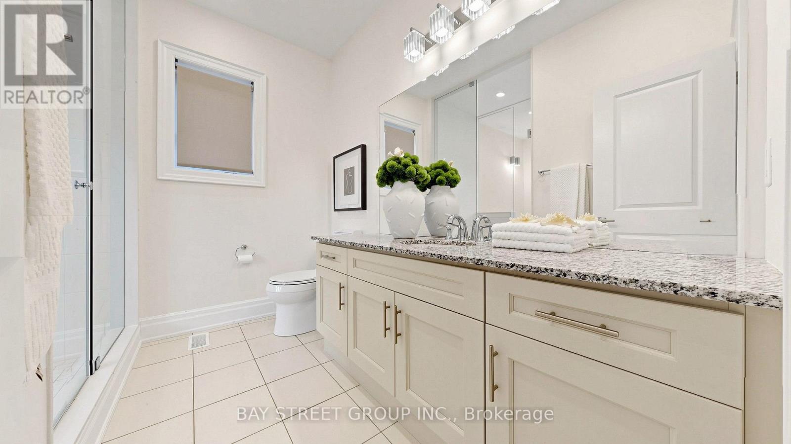 40 Shining Willow Court Property Photo 26