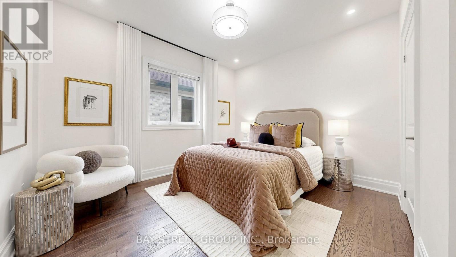 40 Shining Willow Court Property Photo 29