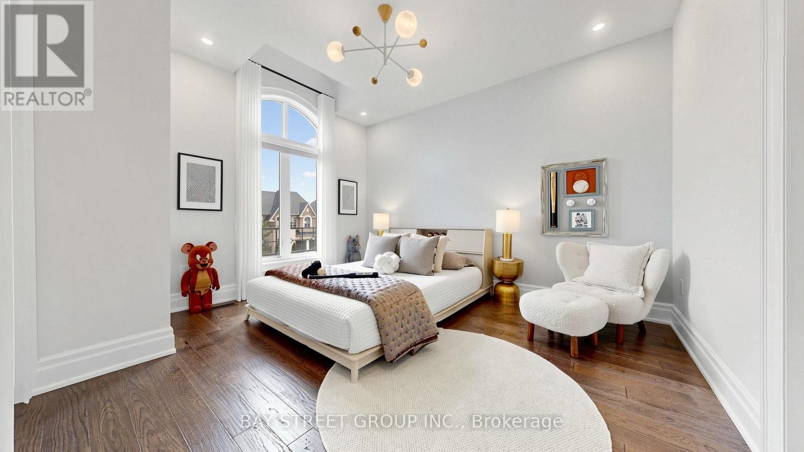 40 Shining Willow Court Property Photo 33