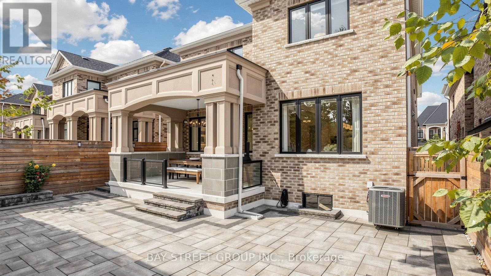 40 Shining Willow Court Property Photo 40