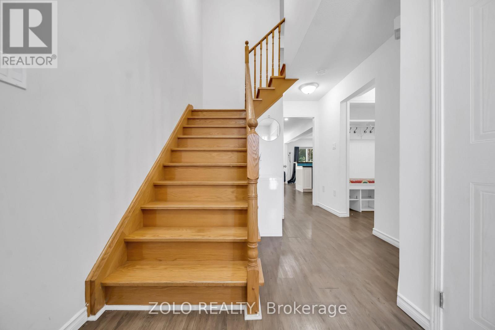 215 Park Drive Property Photo 7
