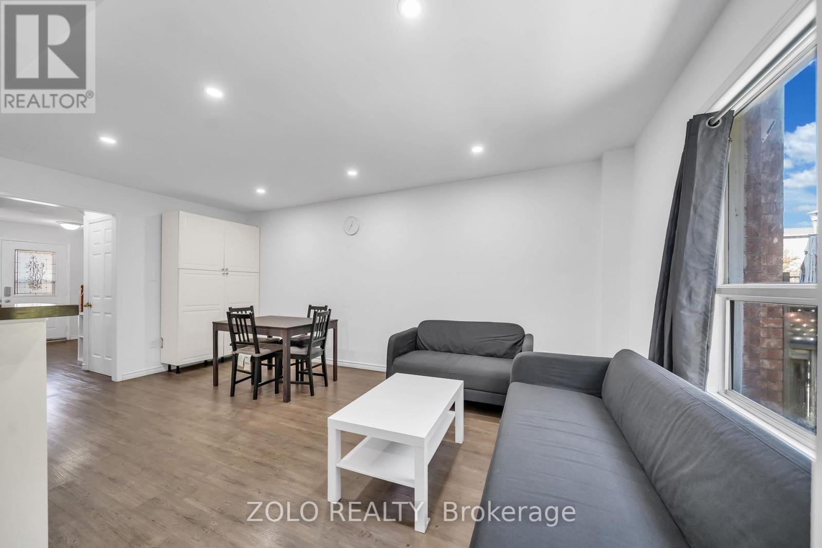 215 Park Drive Property Photo 12