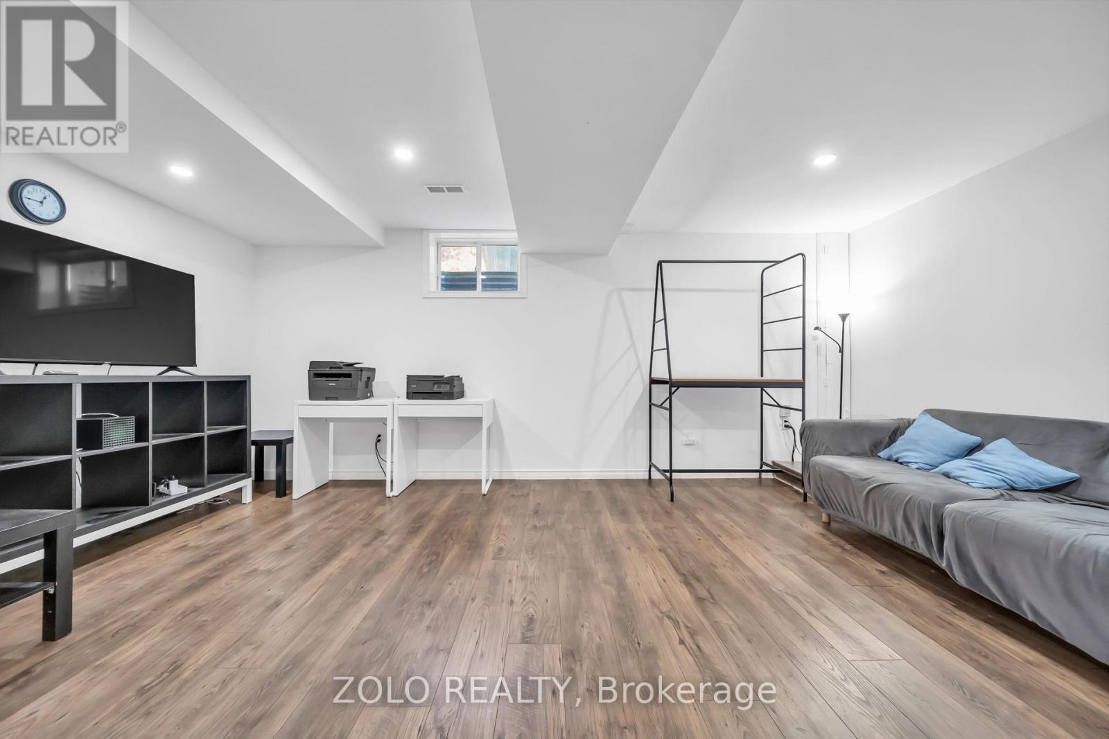 215 Park Drive Property Photo 30