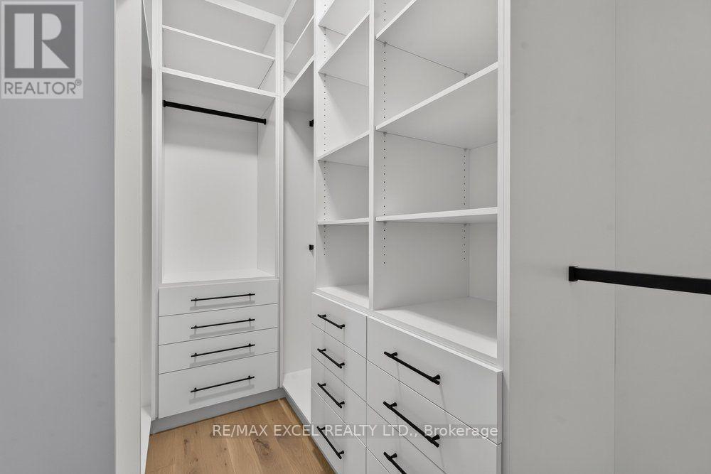 17 Cinquefoil Street Property Photo 37