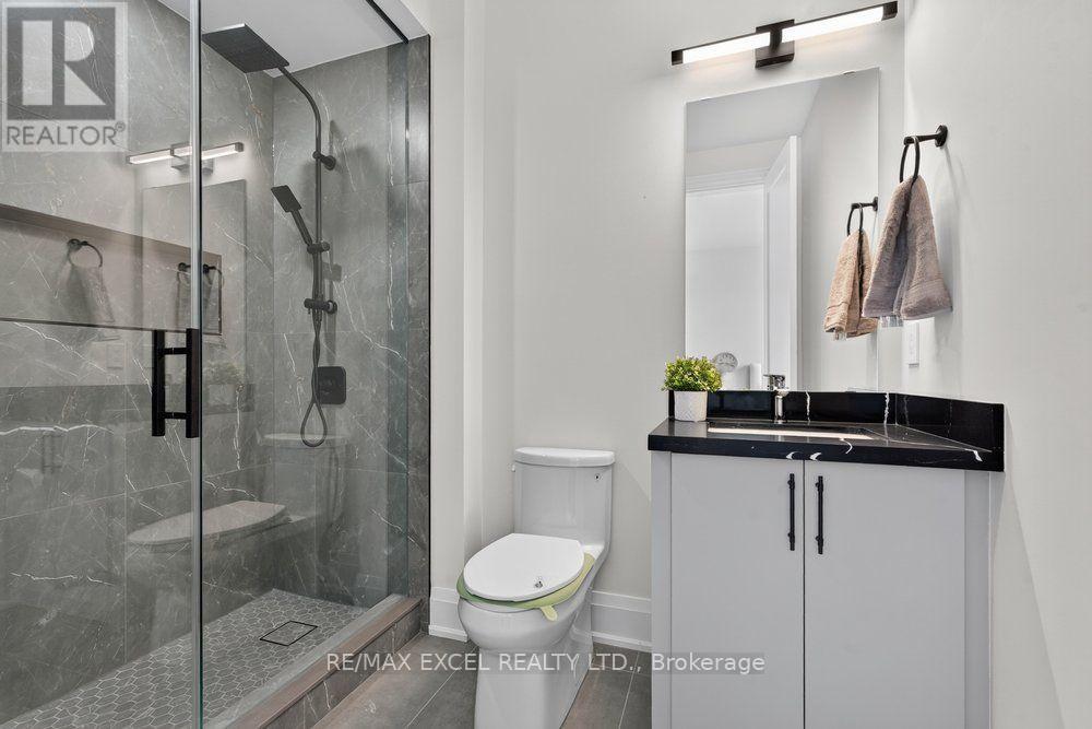 17 Cinquefoil Street Property Photo 40