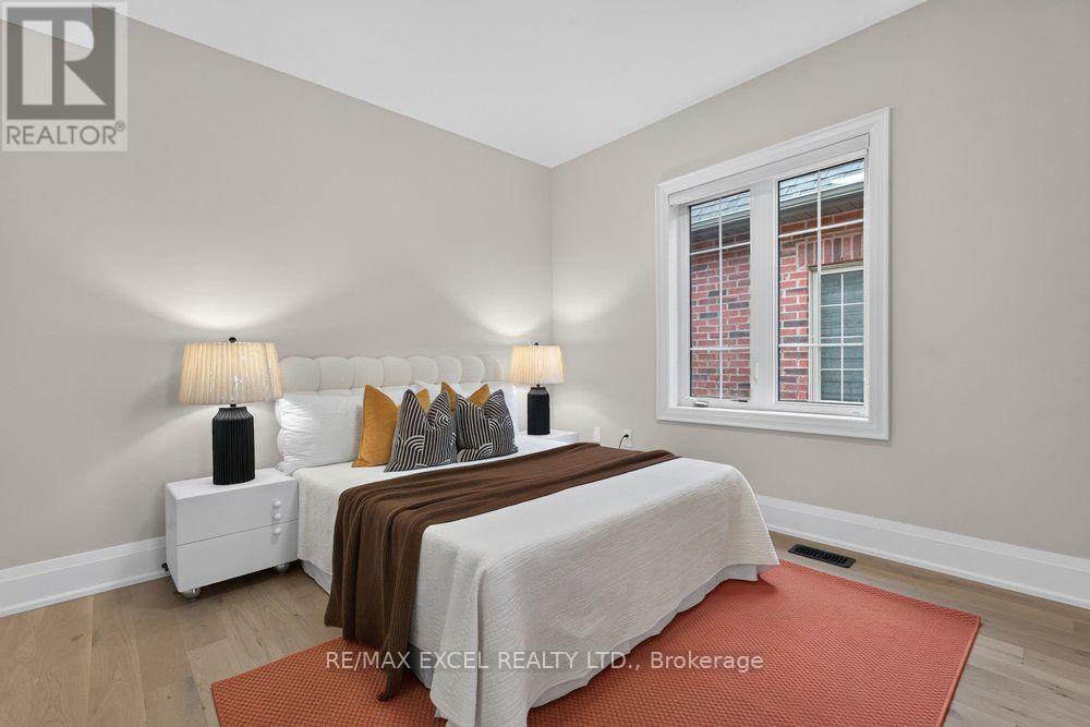 17 Cinquefoil Street Property Photo 46