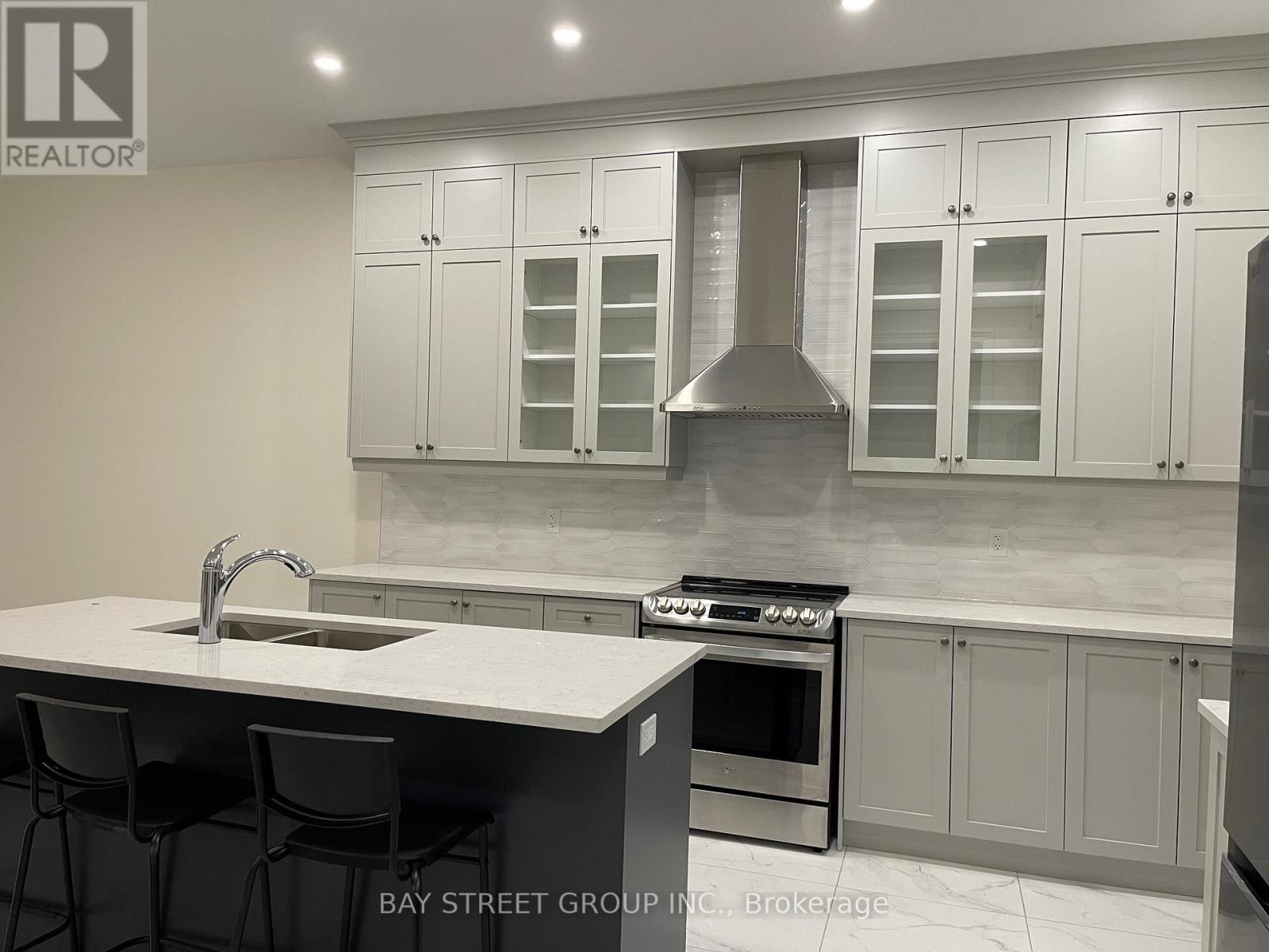 Room - 56 Bud Leggett Cres Crescent Property Photo 4