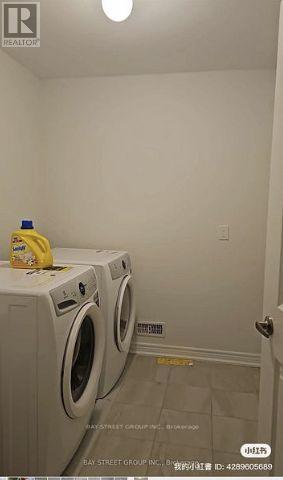 Room 2 - 49 Bud Leggett Cres Crescent Property Photo 5