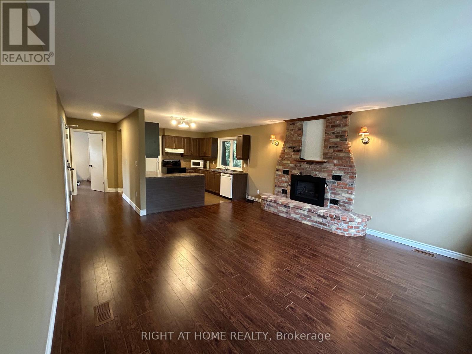 UPPER LEVEL - 36 AURORA HEIGHTS DRIVE Property Photo 1