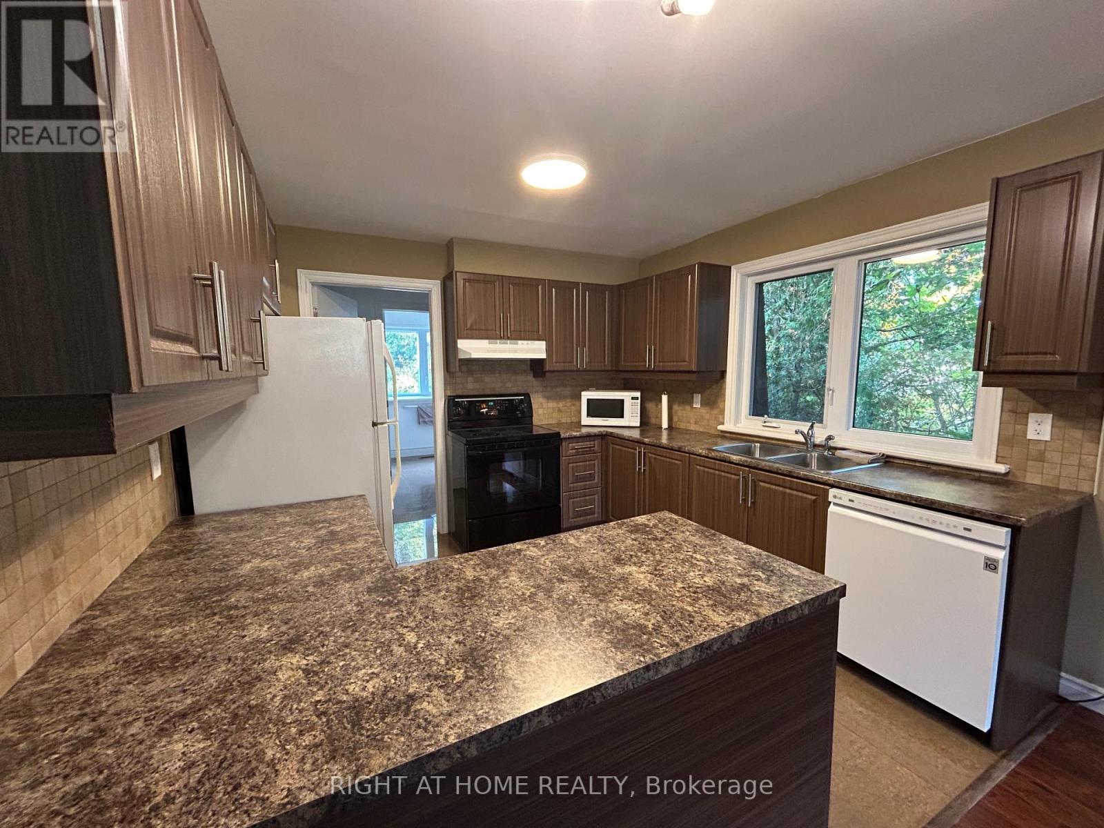 Upper Level - 36 Aurora Heights Drive Property Photo 3