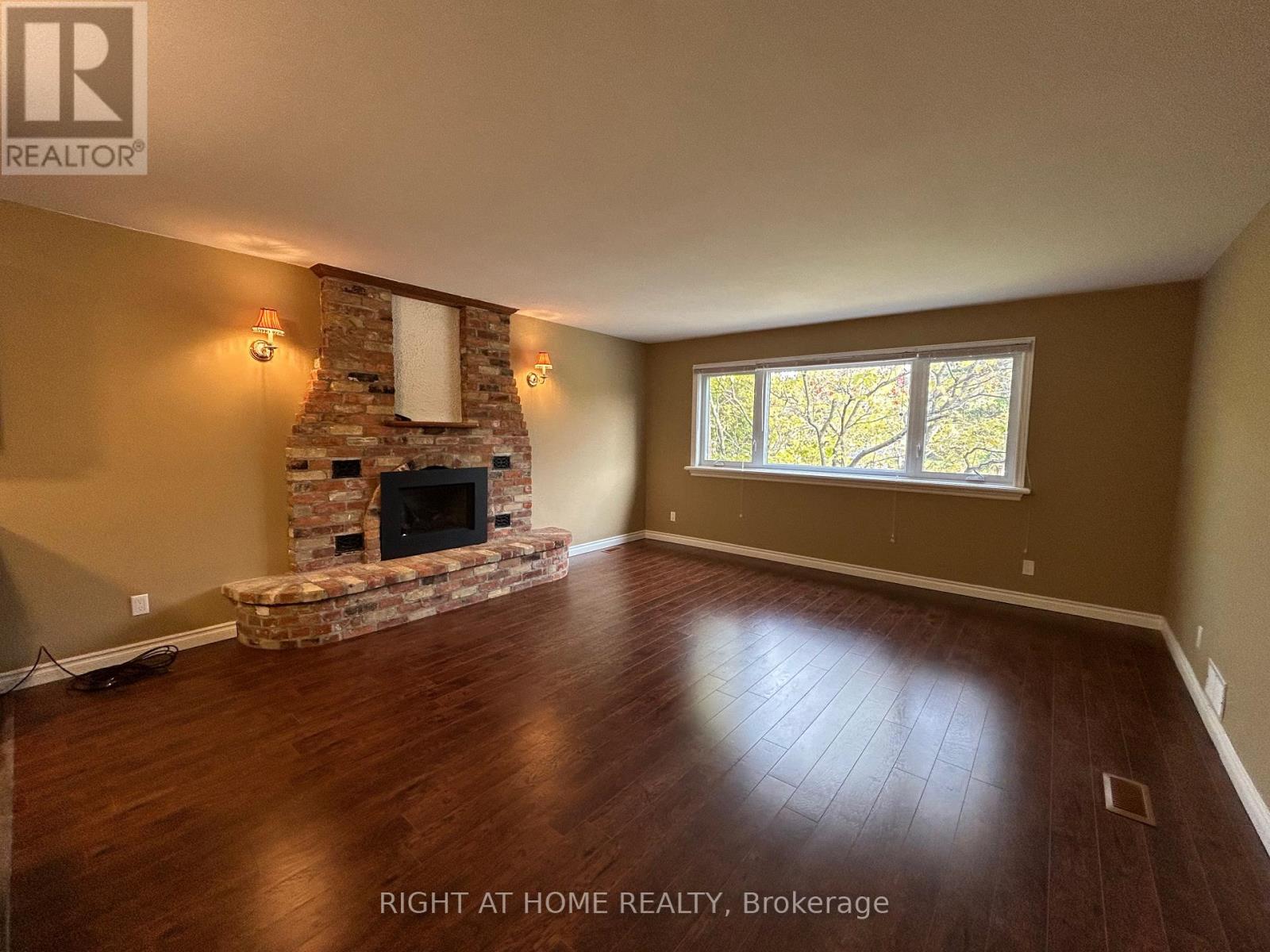 Upper Level - 36 Aurora Heights Drive Property Photo 5