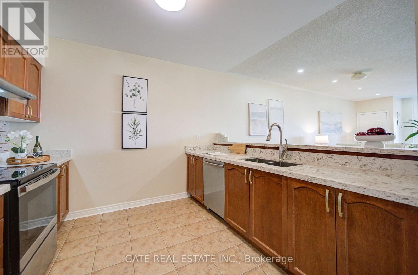 307 - 7340 Markham Road Property Photo 11
