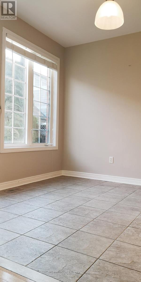 32 Cardrew Street Property Photo 11