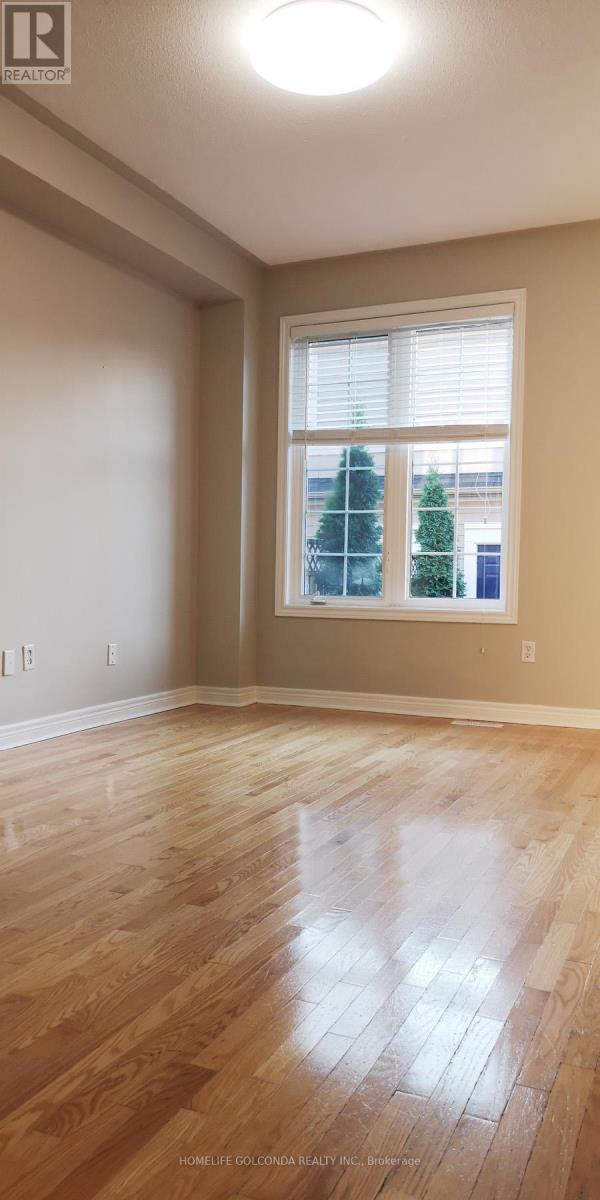 32 Cardrew Street Property Photo 12