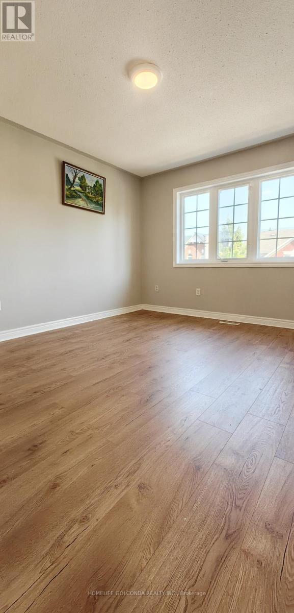 32 Cardrew Street Property Photo 20