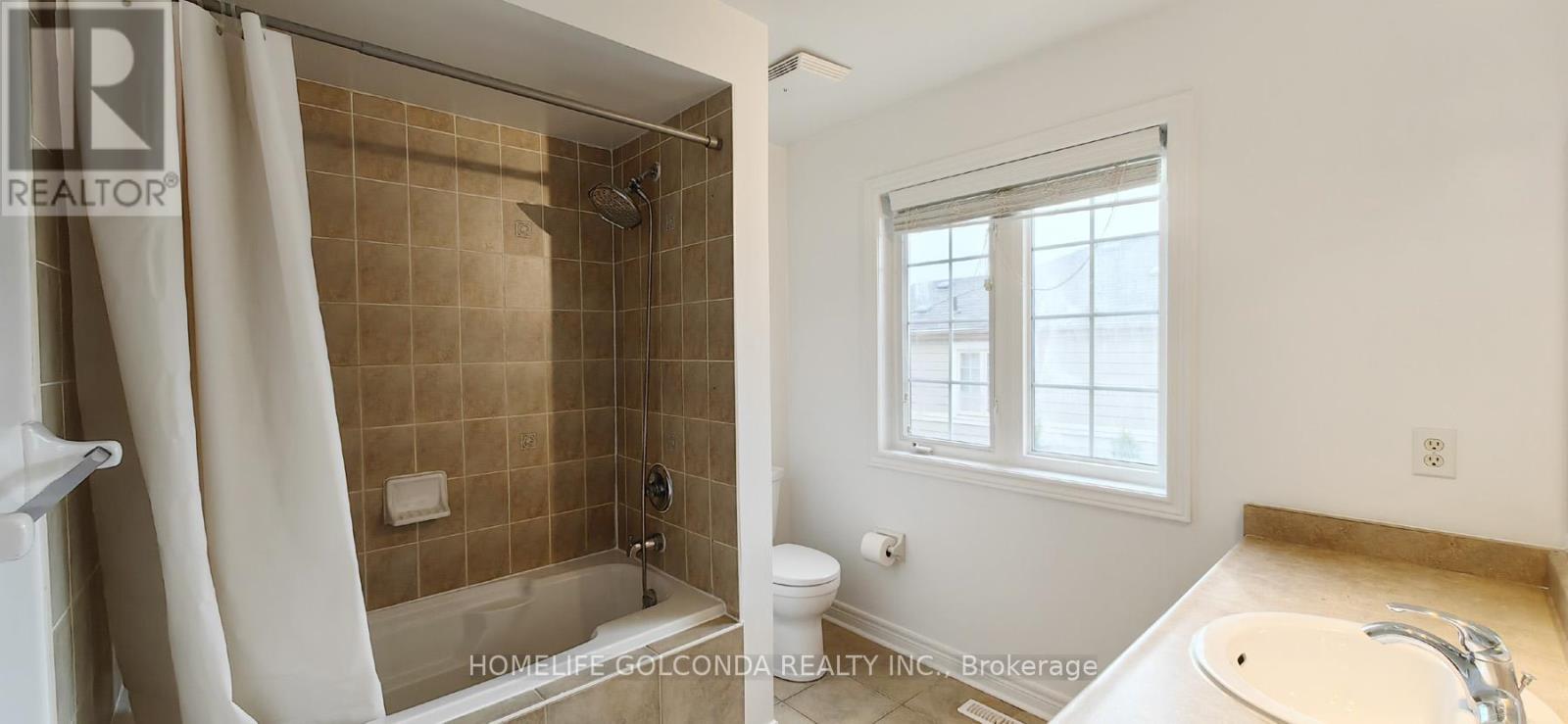 32 Cardrew Street Property Photo 24
