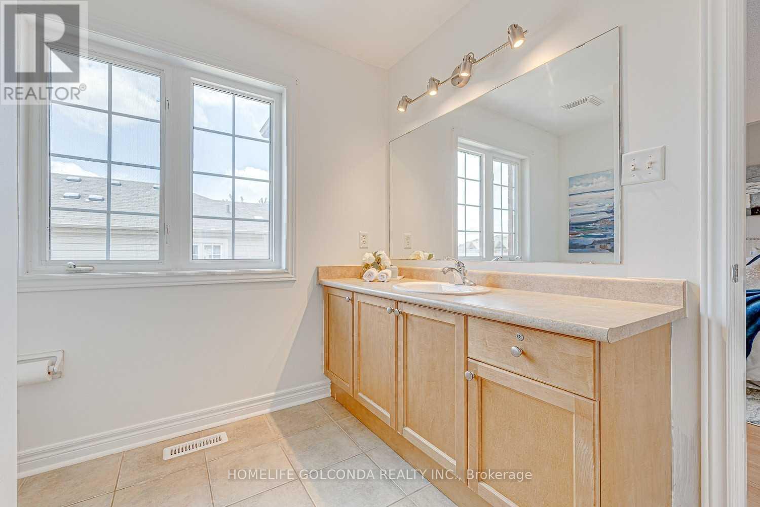 32 Cardrew Street Property Photo 25