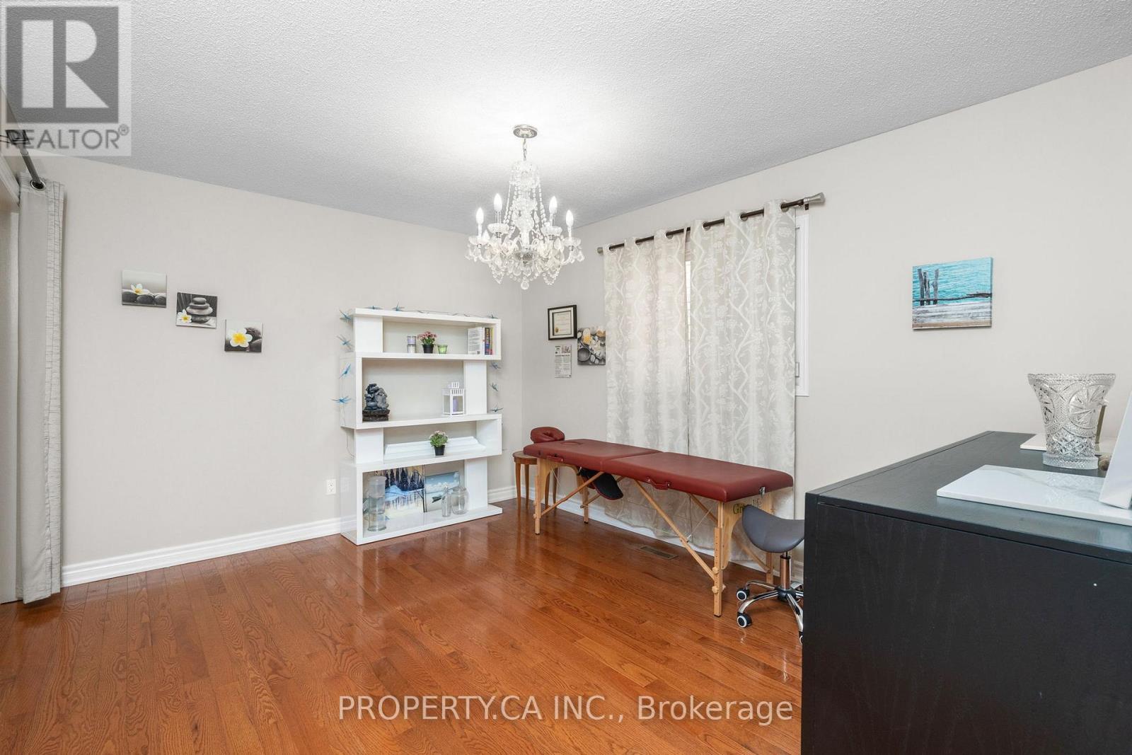 235 Brownridge Drive Property Photo 4