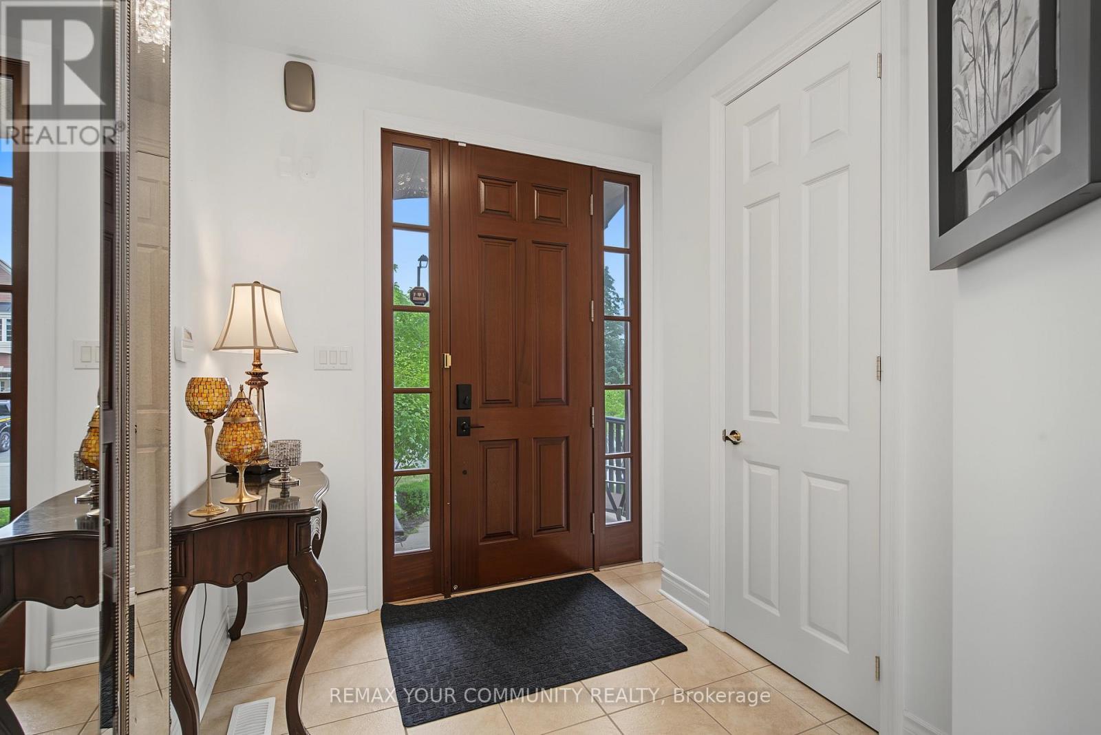 8 Yemina Gate Property Photo 4