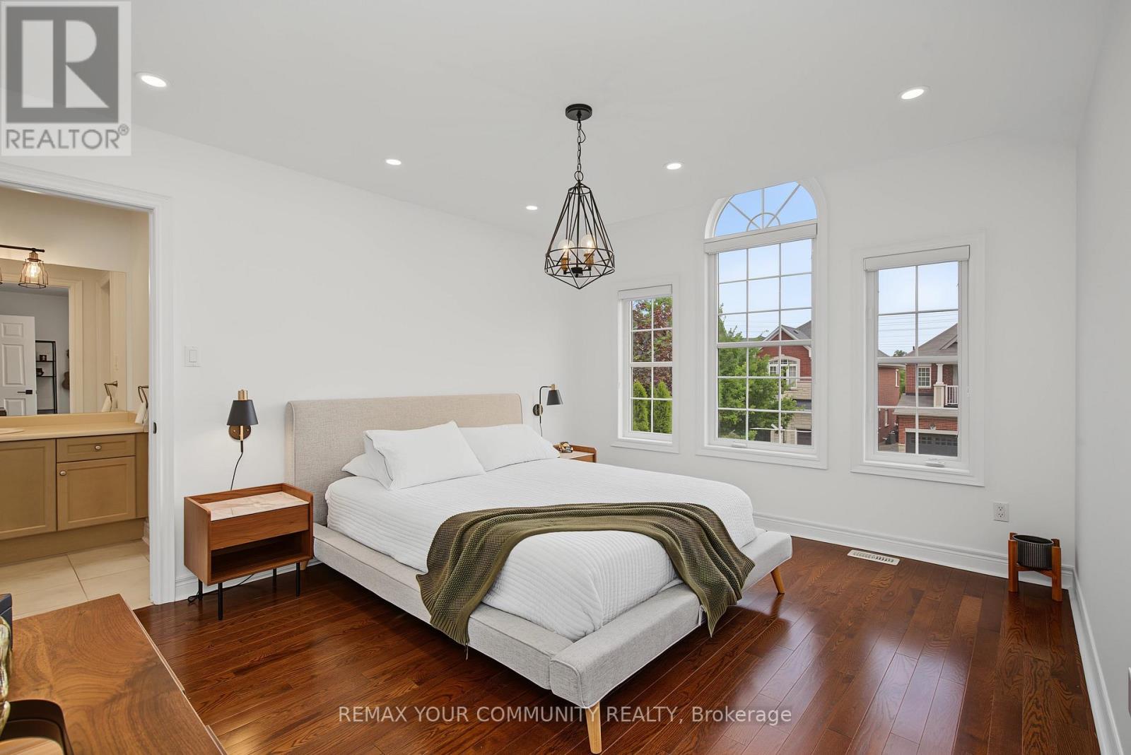 8 Yemina Gate Property Photo 30