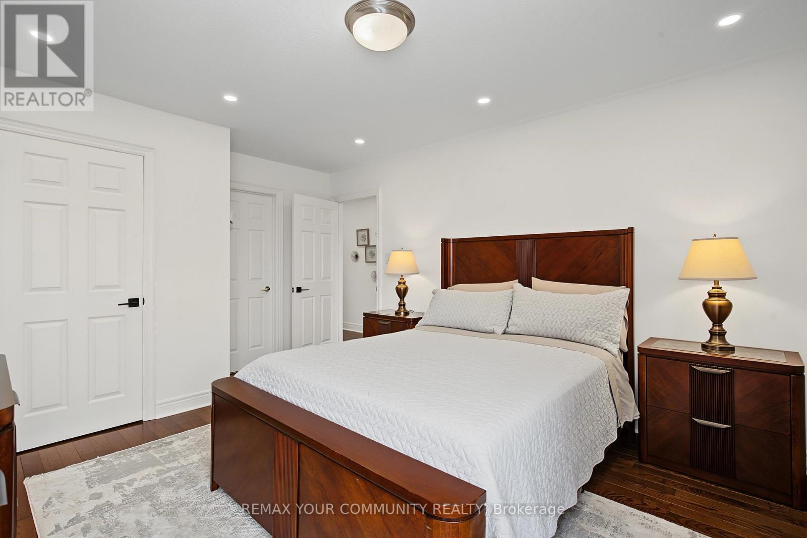 8 Yemina Gate Property Photo 33