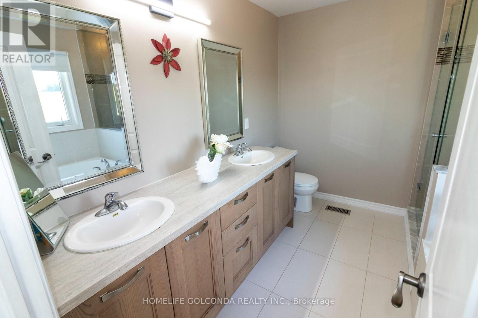40 Ridge Gate Crescent Property Photo 18
