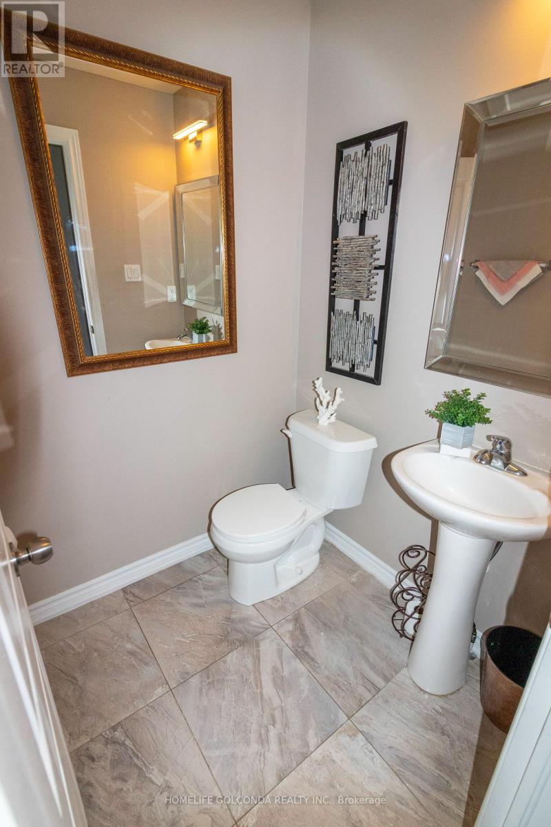 40 Ridge Gate Crescent Property Photo 33