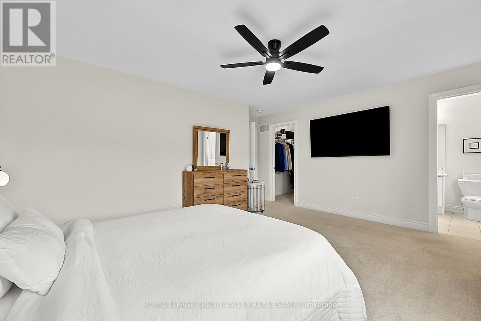 112 Lorne Thomas Place Property Photo 24