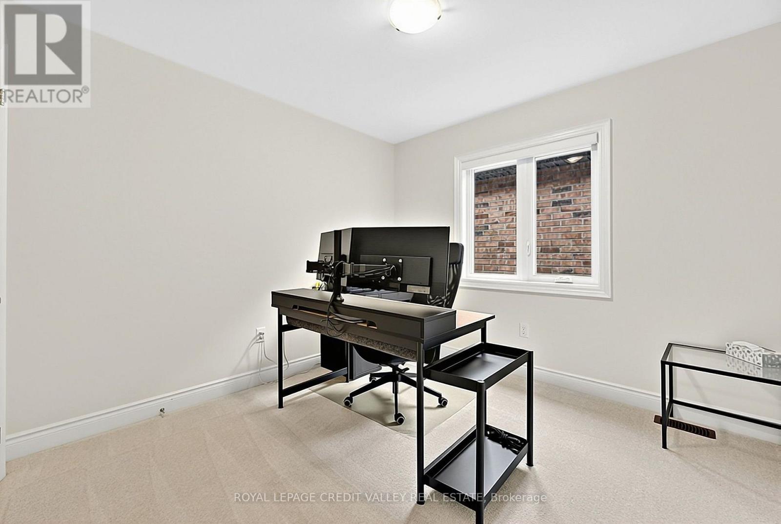 112 Lorne Thomas Place Property Photo 29